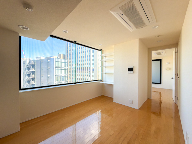 都会で暮らすことについて考える 901の内観