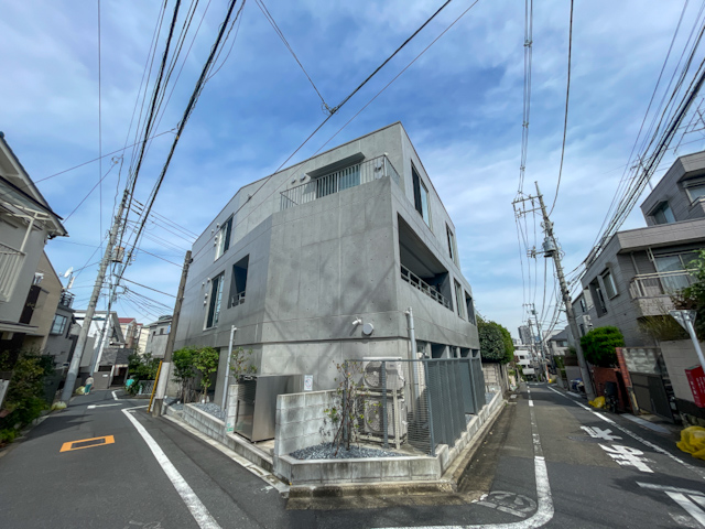 祐天寺と光と地下と 103の内観