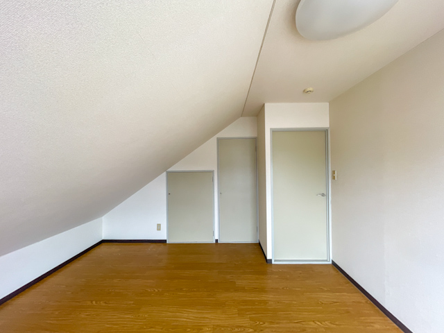 空を持て余す 301の内観