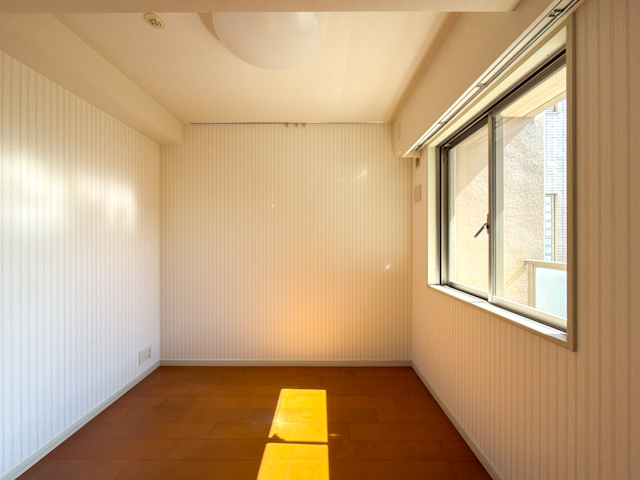 光を透かす、やさしい居場所 203の内観