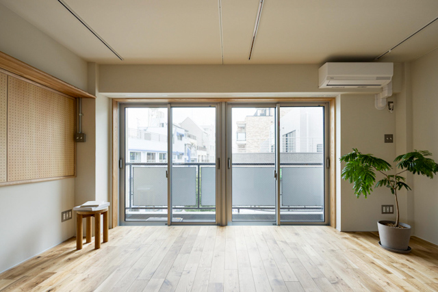 展望窓と暮らす 401の内観