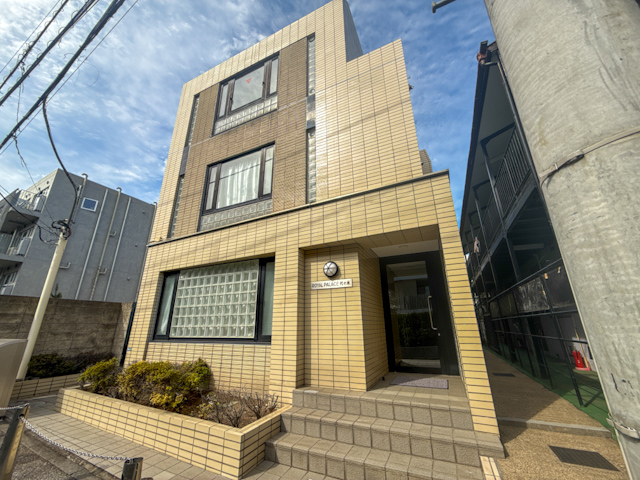 代々木でキラリっ 301の内観