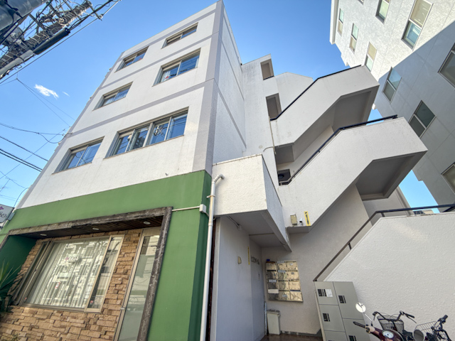 駒場と池尻の狭間 302の内観