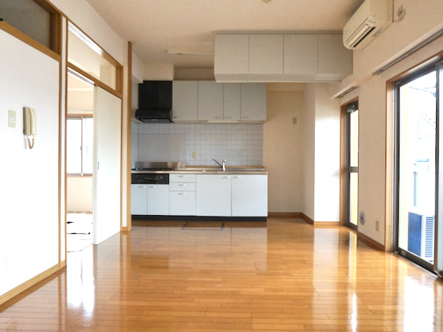 ペットとお花見 204の内観