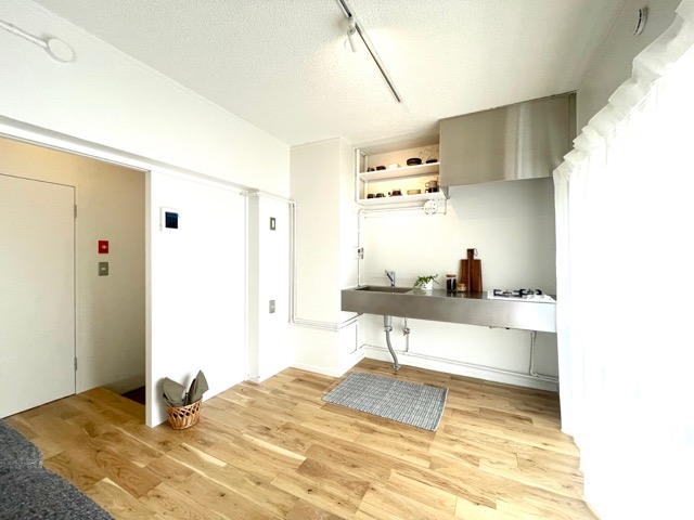 Reborn room 104の内観