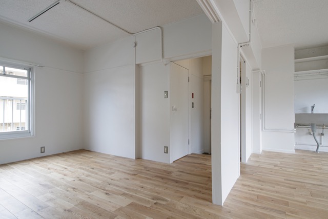 Reborn room 205の内観