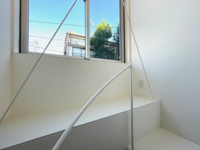 ぐるぐる螺旋のメゾネット 02の内観