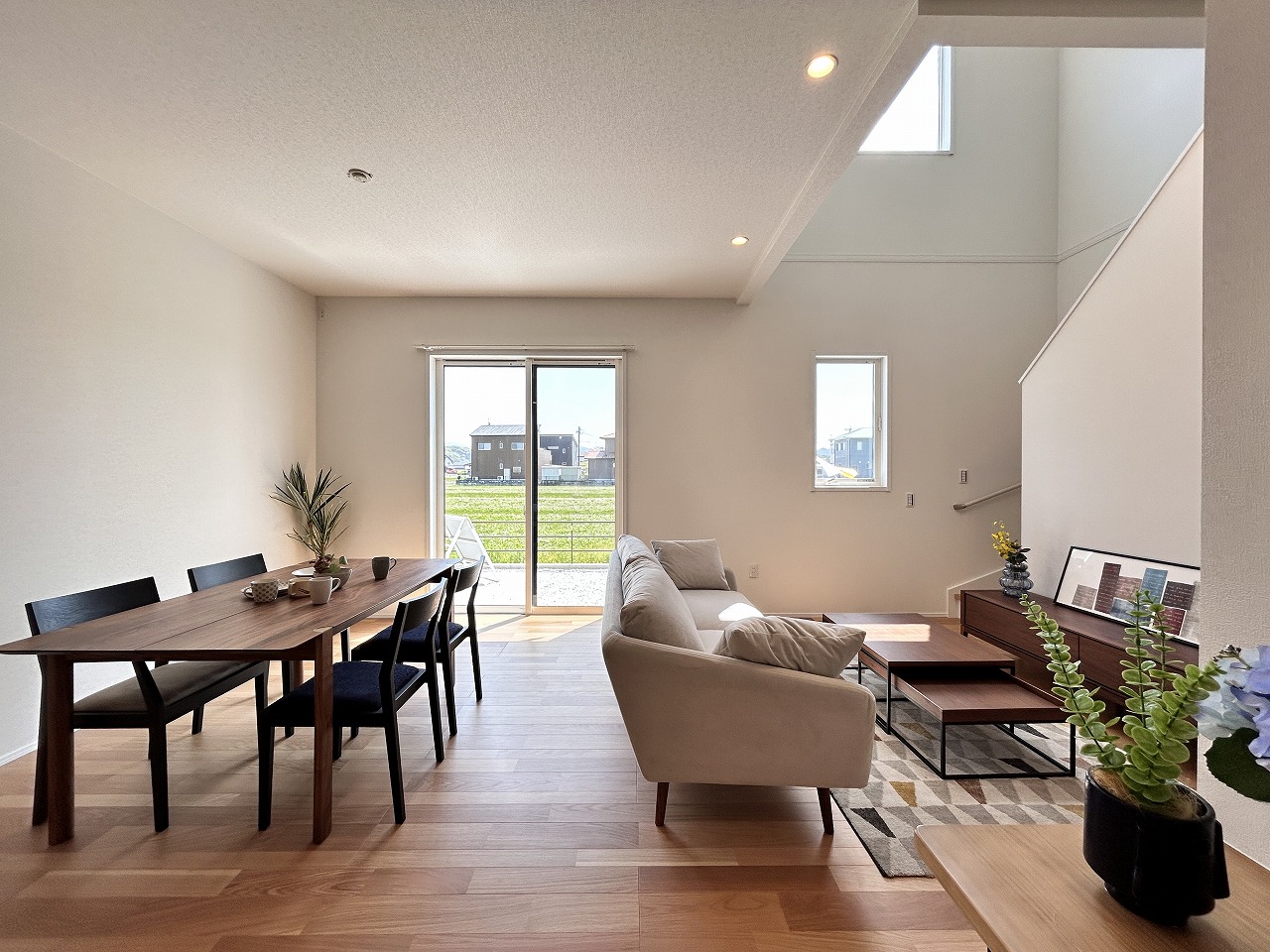 Lumina Terrace 飯塚駅西6号地｜住まいと暮らしのONESTOP（大英ワンス