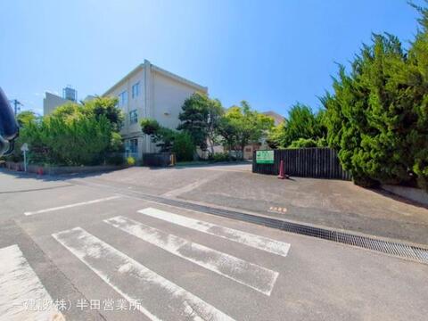 常滑市立鬼崎北小学校:850m