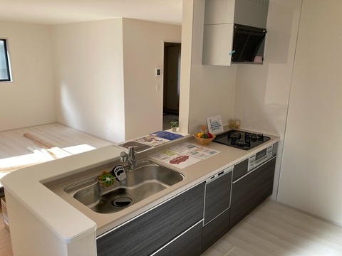 リーブルガーデン長野北尾張部第2 外観・内装2