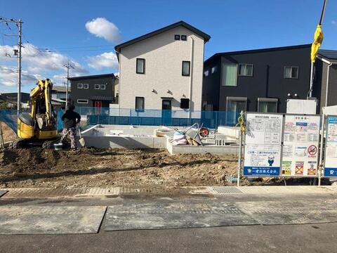 リーブルガーデン天理市田井庄町２期 外観・内装2