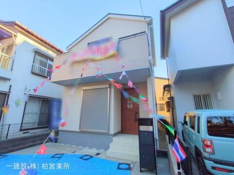 リーブルガーデンあかね町4期 外観・内装1