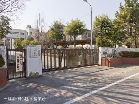 春日部市立大沼中学校:310m