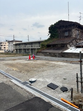 リーブルガーデン池田畑７期 外観・内装1