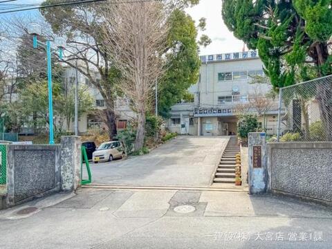 川口市立鳩ヶ谷中学校：250m