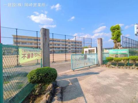 岡崎市立六ツ美北部小学校：1800m