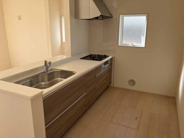 リーブルガーデン第２野木潤島 写真3