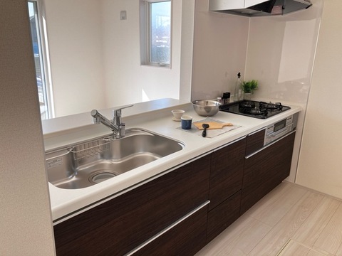 リーブルガーデン古河諸川第１３ 外観・内装3