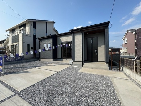 リーブルガーデン古河下辺見第６ 外観・内装1