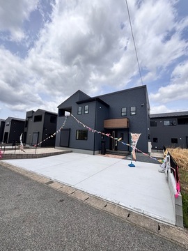 リーブルガーデン市原市泉台第２ 外観・内装1