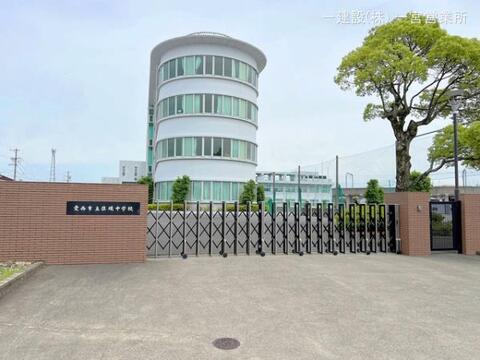 愛西市立佐織中学校：2000m