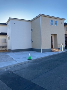 リーブルガーデン深谷上柴町西第5 外観・内装1