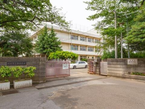 川口市立西中学校：550m
