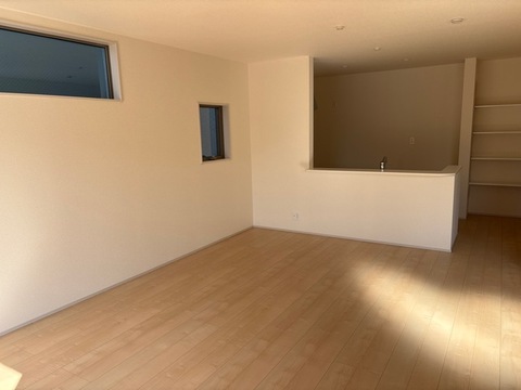 リーブルガーデン吉川市新栄 外観・内装2