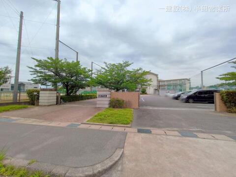 半田市立成岩中学校：1500m