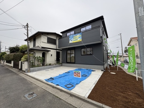 リーブルガーデン上尾市原市第８ 外観・内装1