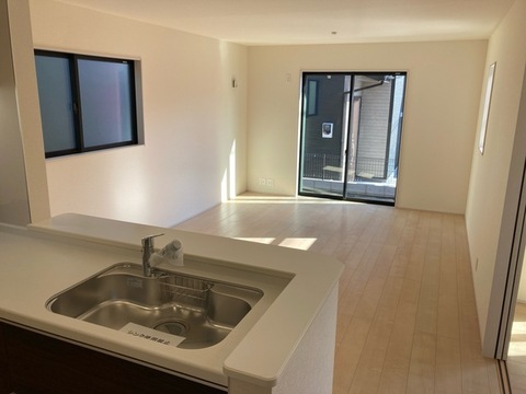 リーブルガーデンあきる野五日市第１０ 外観・内装2