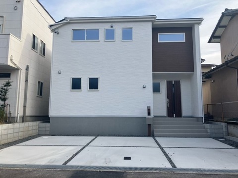 リーブルガーデン犬山市上野新町 外観・内装1