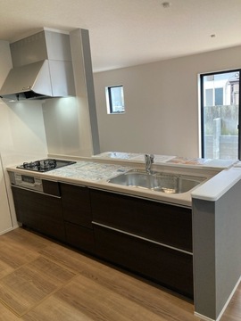 リーブルガーデン高松市円座町第八 外観・内装2