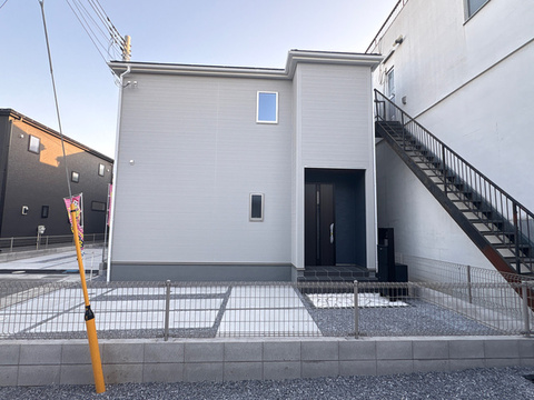 リーブルガーデン三郷市鷹野17期 外観・内装1