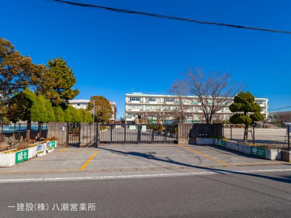 リーブルガーデン三郷市鷹野17期 周辺環境1