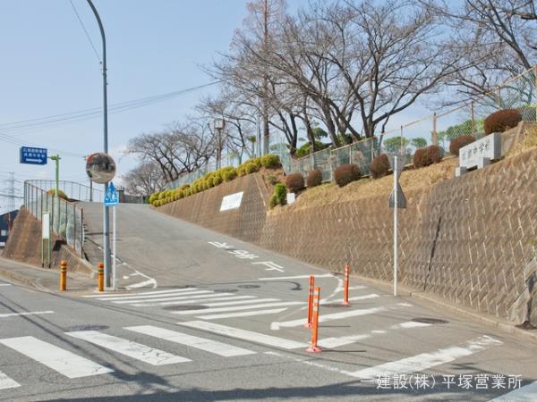 リーブルガーデン伊勢原市高森台３丁目第３ 周辺環境2