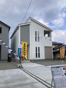 リーブルガーデン小郡市三沢 外観・内装2