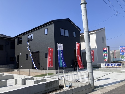 リーブルガーデン筑後市長浜第四 外観・内装1