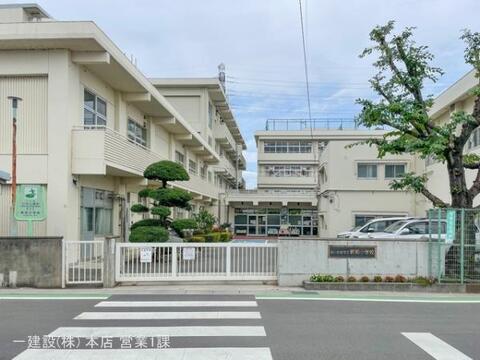 さいたま市立新和小学校:2500m