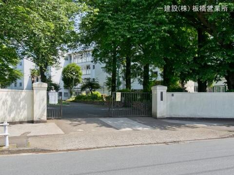 東久留米市立西中学校：1200m