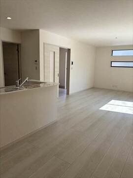 リーブルガーデン奈良中山町１４期 外観・内装2