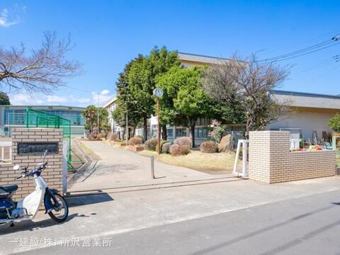 所沢市立小手指中学校:1700m