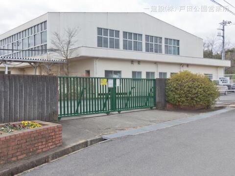 さいたま市立桜山中学校：1580m