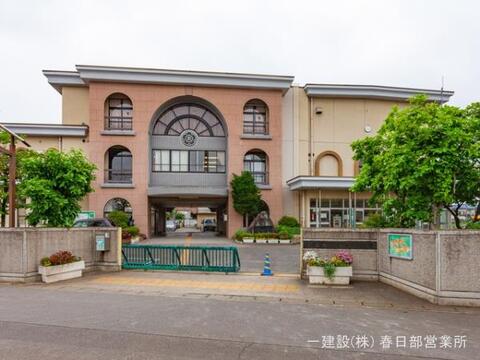 越谷市立荻島小学校：1200m