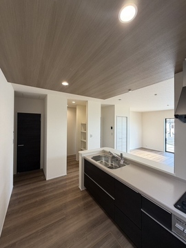 リーブルガーデン倉敷酒津第１０ 外観・内装3