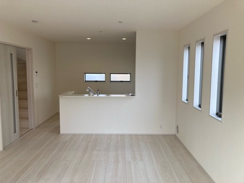 リーブルガーデン第９富士見町原之郷 外観・内装3