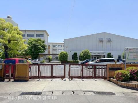 小牧市立岩崎中学校:1800m