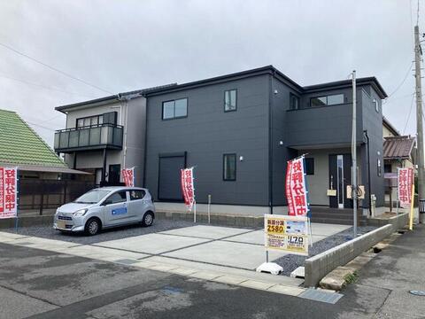 リーブルガーデン四日市市楠町南五味塚第２ 外観・内装2