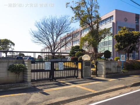 北本市立北本中学校:700m