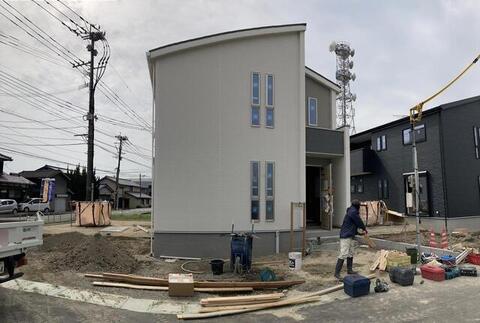 リーブルガーデン大木町第三 外観・内装1